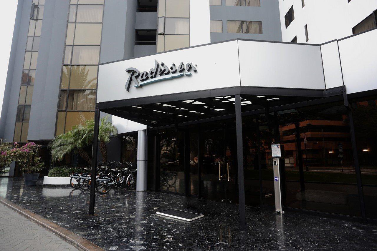 Radisson Hotel Plaza Del Bosque Lima Bagian luar foto