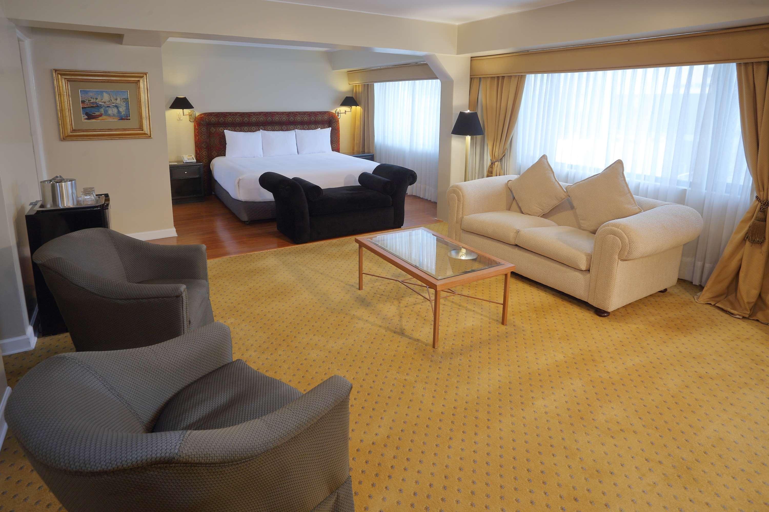 Radisson Hotel Plaza Del Bosque Lima Bagian luar foto