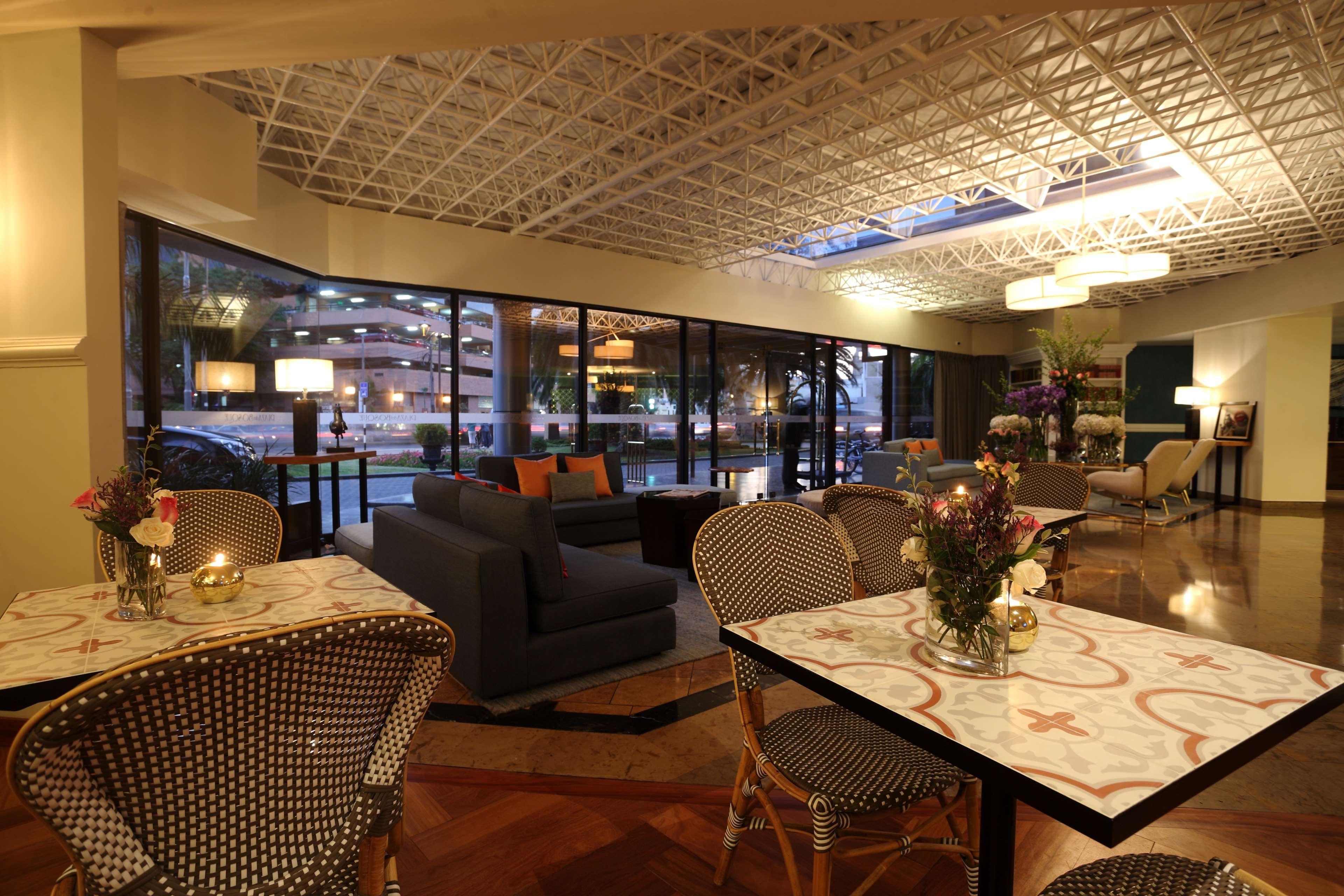 Radisson Hotel Plaza Del Bosque Lima Bagian luar foto