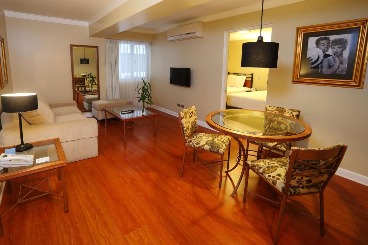 Radisson Hotel Plaza Del Bosque Lima Bagian luar foto