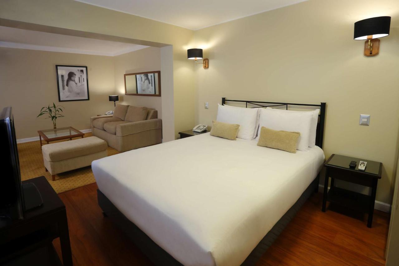 Radisson Hotel Plaza Del Bosque Lima Bagian luar foto